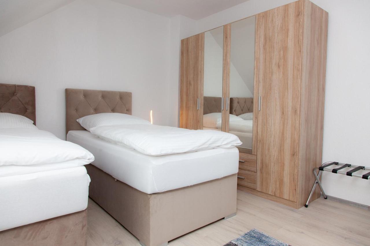 T&K Apartments Near Messe Fair Trade Duesseldorf Und Airport 3A Duisburg Eksteriør bilde